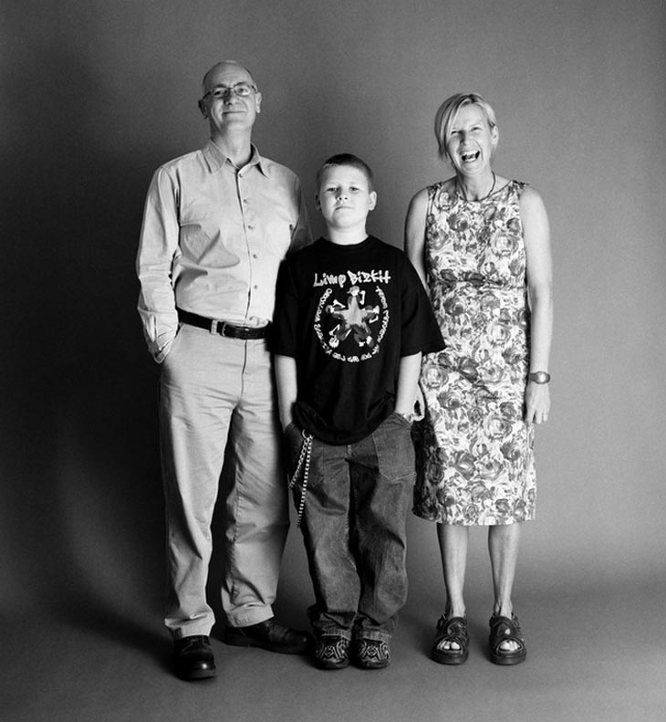 Yearly family photo in 2001