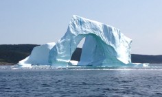 An Iceberg Suddenly Collapsed When They Were Filming It. It’s Breathtaking!