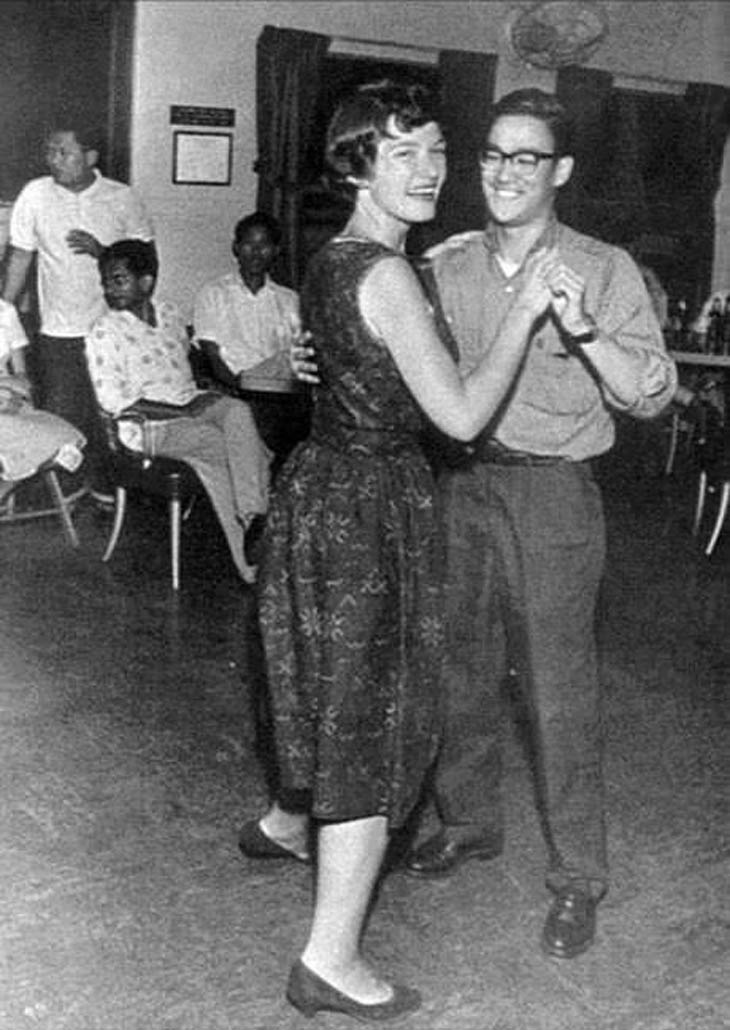 Bruce Lee dancing