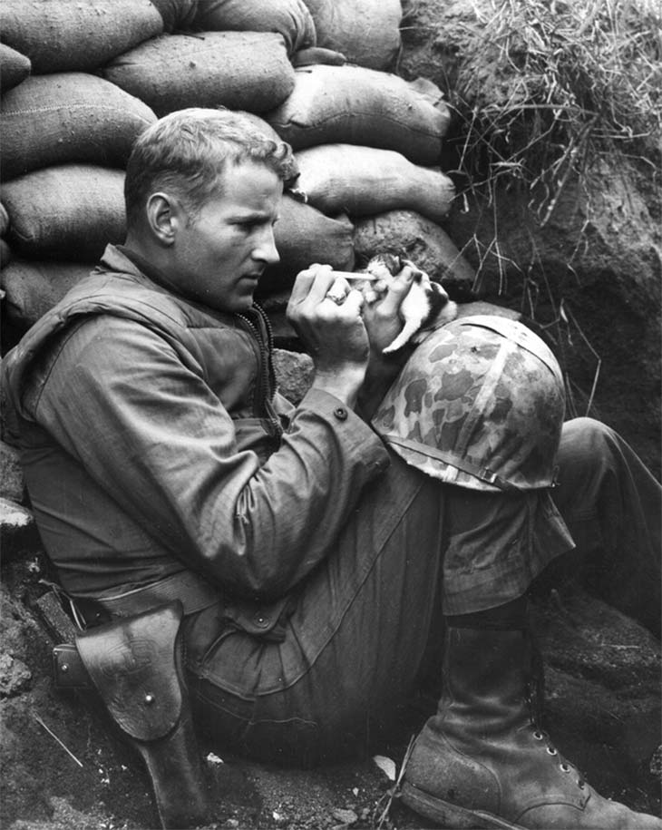 Photos of Soldiers With Their Pets