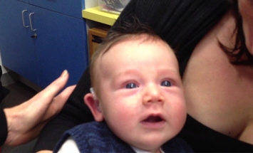 They Gave Hearing Aids To A Deaf Baby, And His Reaction Is PRICELESS! OMG!