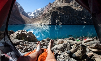 This Guy Takes The Most Incredible Morning Photos From Inside His Tent.