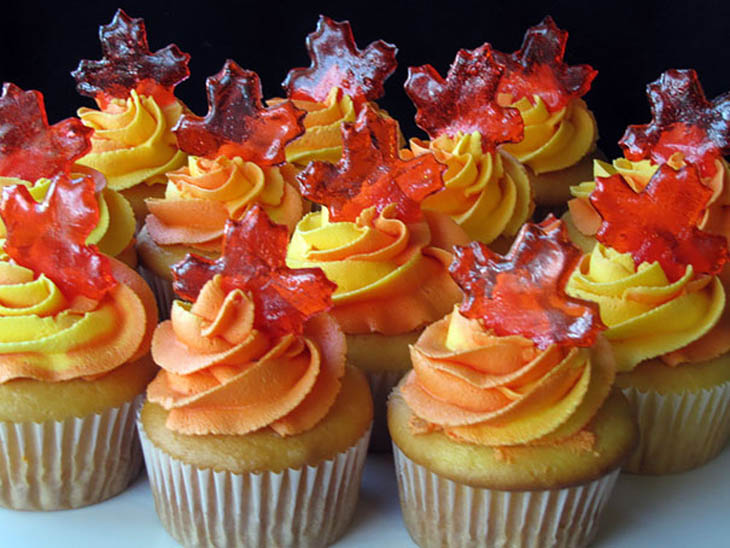 Maple Leaf Cupcakes