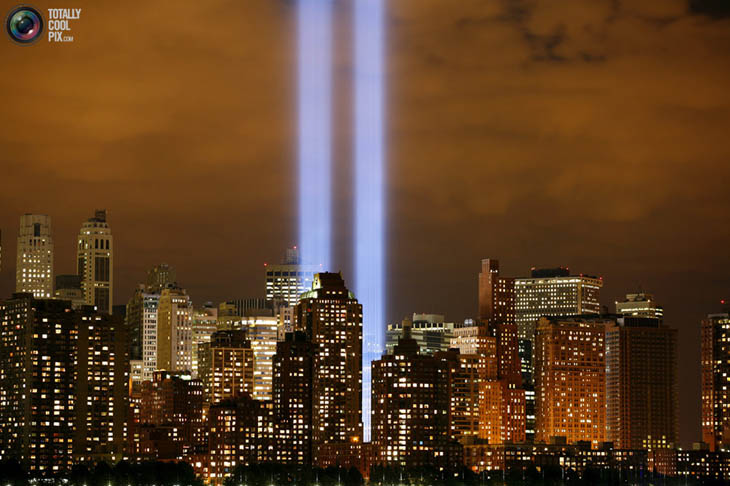 21st century photos - The Tribute in Lights shines on the skyline of lower Manhattan in New York.