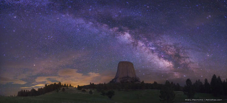 Devil's Tower, Wyoming night sky
