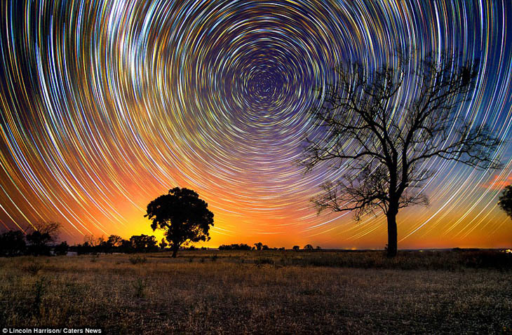 Time-lapsed Australian night sky