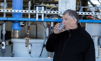 Bill Gates Drinks Water That Sucked Out Of Human Poop. Why? You’ll Be Shocked!