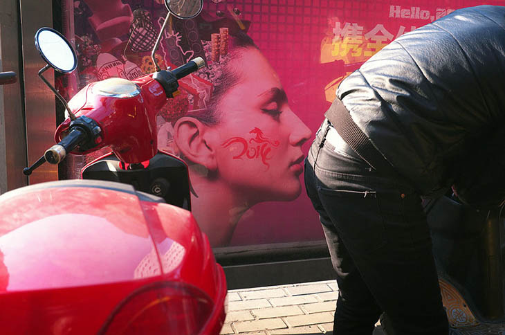 perfectly timed street photography