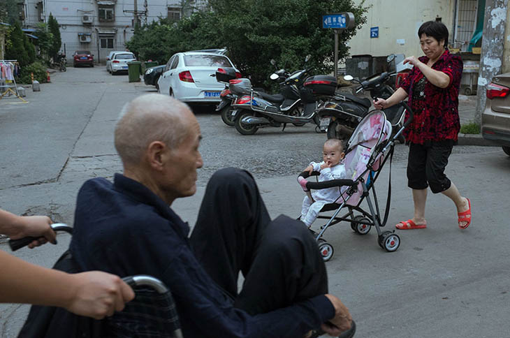 perfectly timed street photography