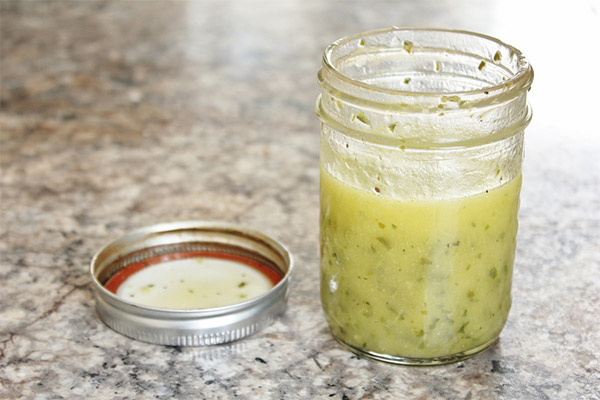 Hacks to save more - Homemade Salad Dressing