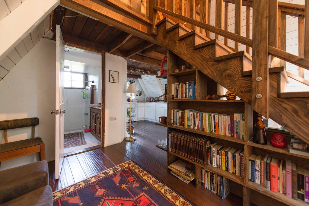 This Tiny House Looks Like Only Roof But Inside Whoa