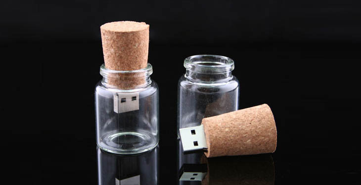 Cool USB sticks - Empty Bottle with Cork USB Drive