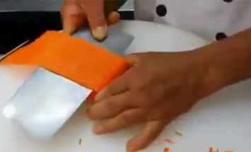 Epic Carrot Cutting. Your Jaw Will Be Dropped If You Watch It Till The End!