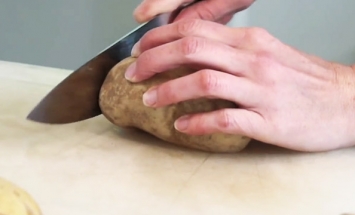 You’ve Been Baking Potato The Wrong Way Your Whole Life! Must See!