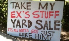 30+ Brutally Honest Yard Sale Signs… You’ll Die Laughing At #26.