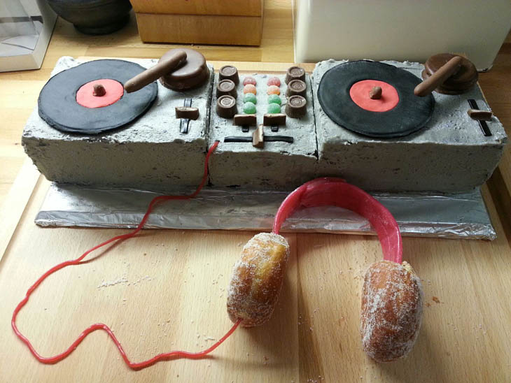 Dj Cake