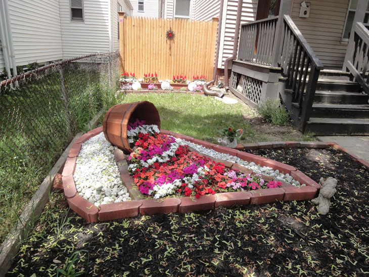 Creative Spilled Flower Pots