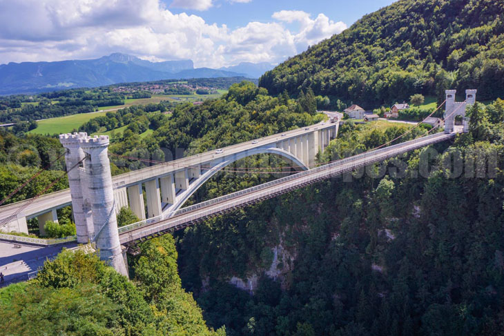 Pont de la Caille, Allonzier, haute-Savoie, France.