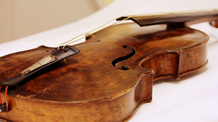 The violin that played as the Titanic sank was recovered