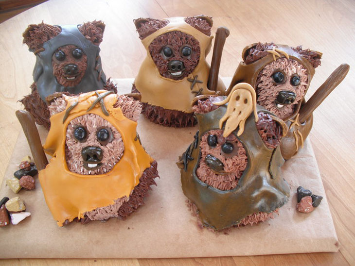 Ewok Cupcakes