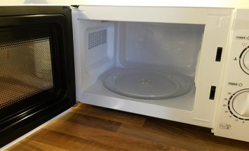 Clean The Microwave With Toxic-Free Resources Or Products