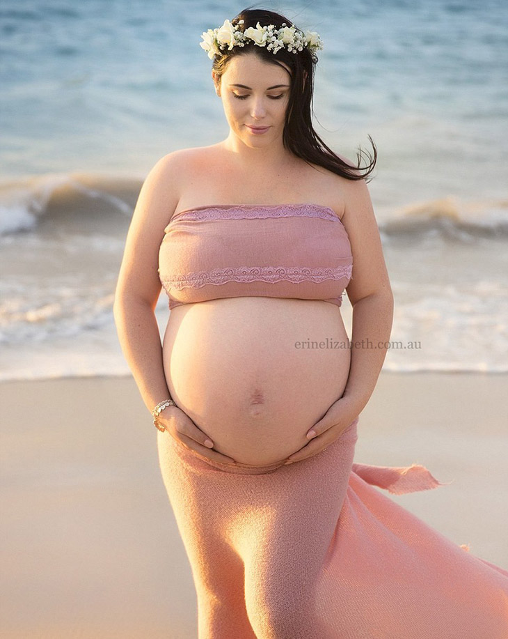 Most Adorable Photoshoot Of Mom And Newborn Quintuplets