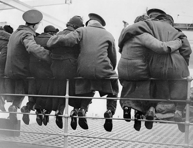 Wartime photos:English Soldiers Saying Goodbye To Their Wives, Getting Ready To Go To Egypt, 1937