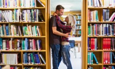 Tips to Enjoy a Strong College Relationship