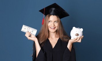 How to Finance Yourself While Still in College