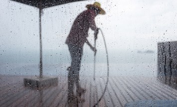 Is It OK to Use a Pressure Washer on Rainy Day?